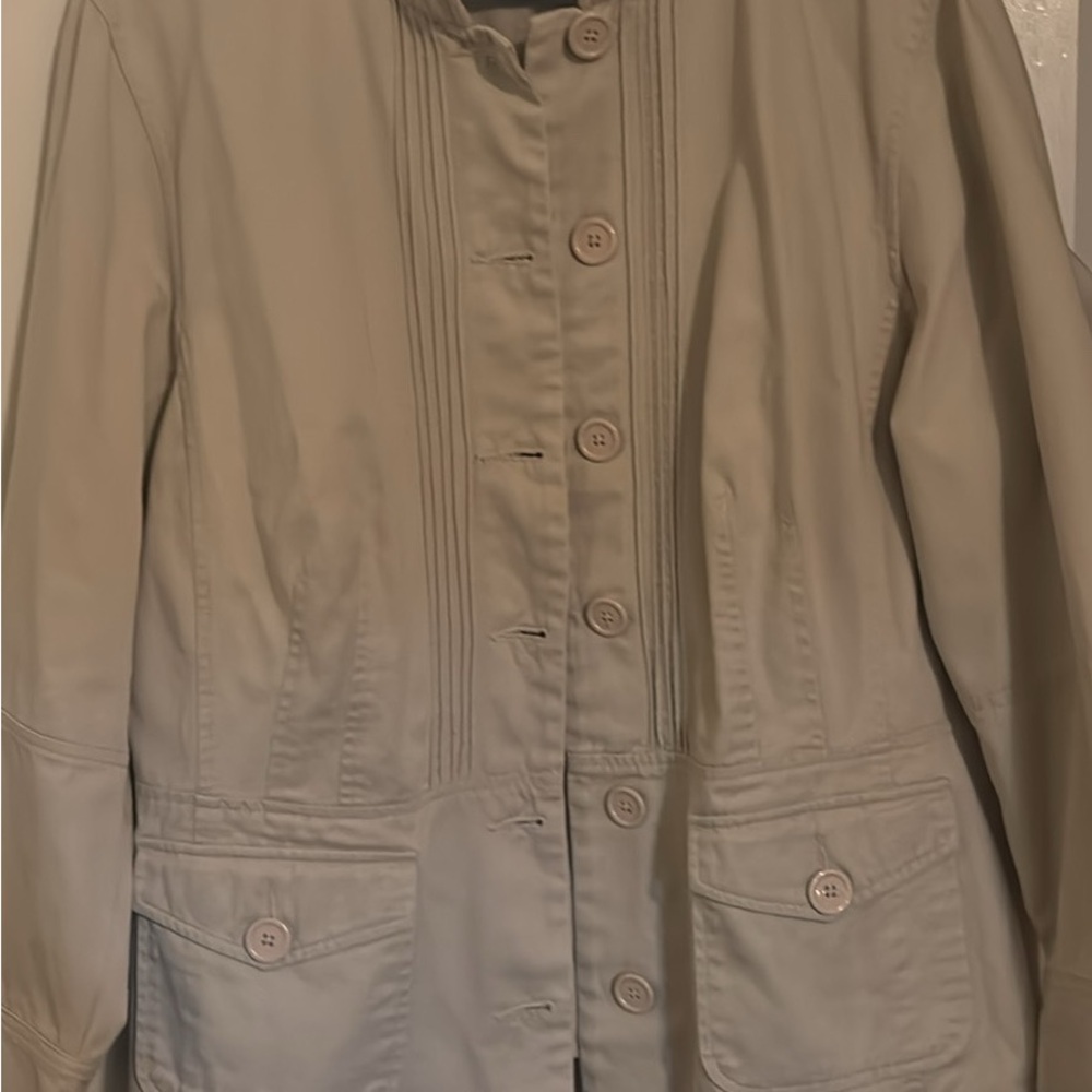 Venezia Beige Button-Front jacket